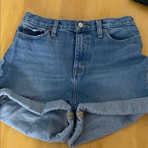 BDG mom high rise shorts light wash